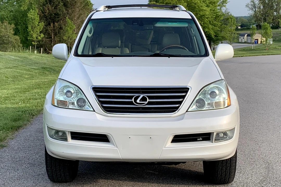 2007 Lexus GX 2nd Gen - Image 2 of 31