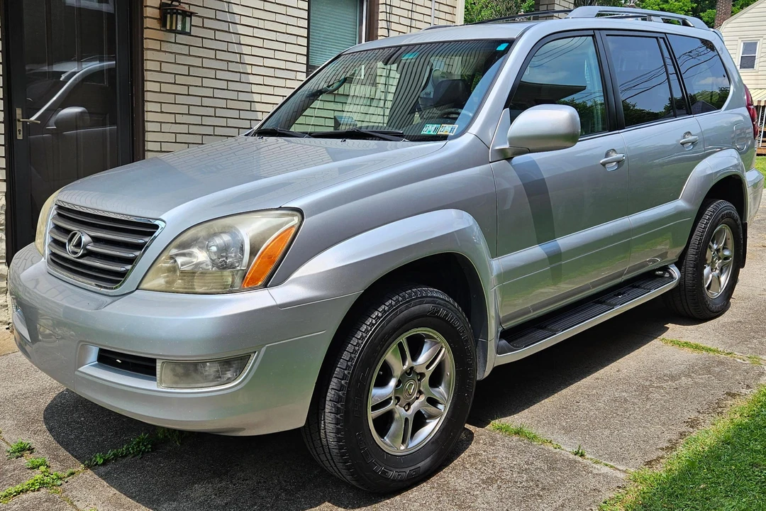 2007 Lexus GX 1st Gen - Image 11 of 31