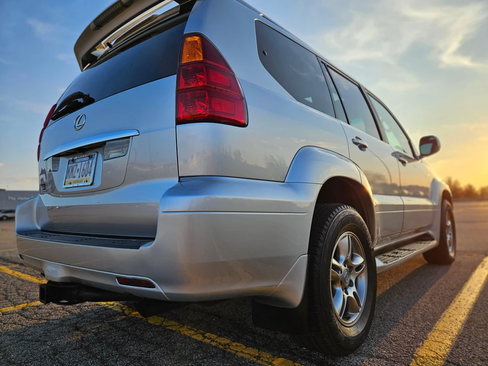 2007 Lexus GX 1st Gen - Image 21 of 31