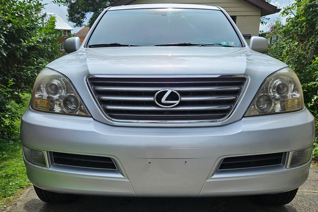 2007 Lexus GX 1st Gen - Image 2 of 31