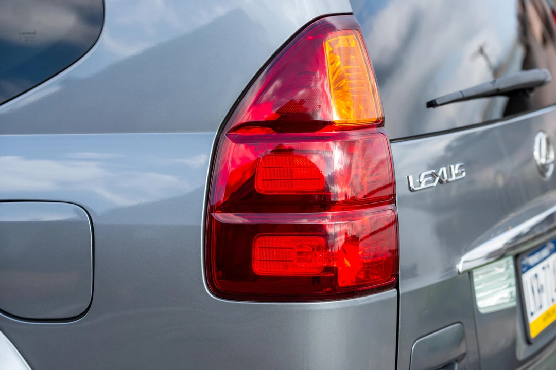 2007 Lexus GX 1st Gen - Image 27 of 31
