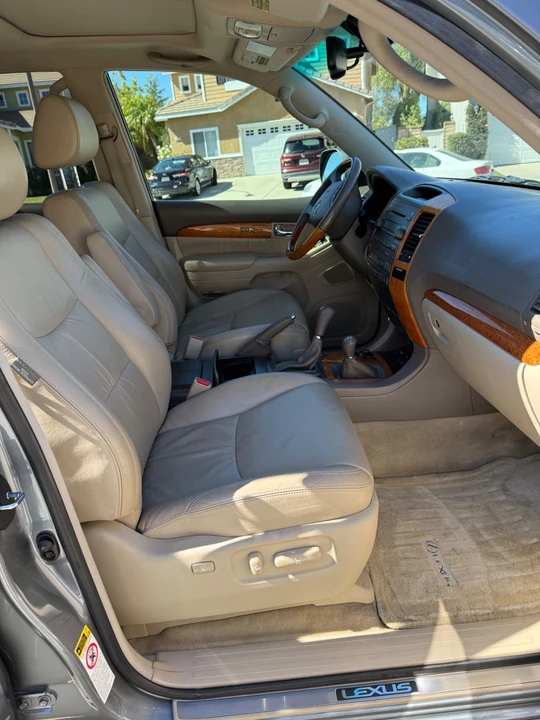 2007 Lexus GX 1st Gen - Image 11 of 15