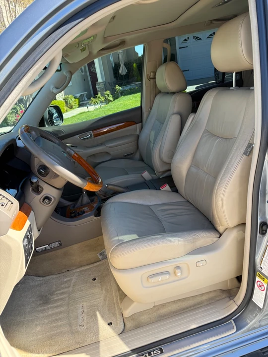 2007 Lexus GX 1st Gen - Image 5 of 15
