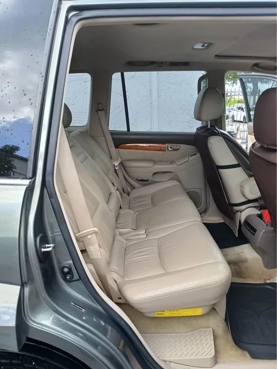 2007 Lexus GX 1st Gen - Image 13 of 14