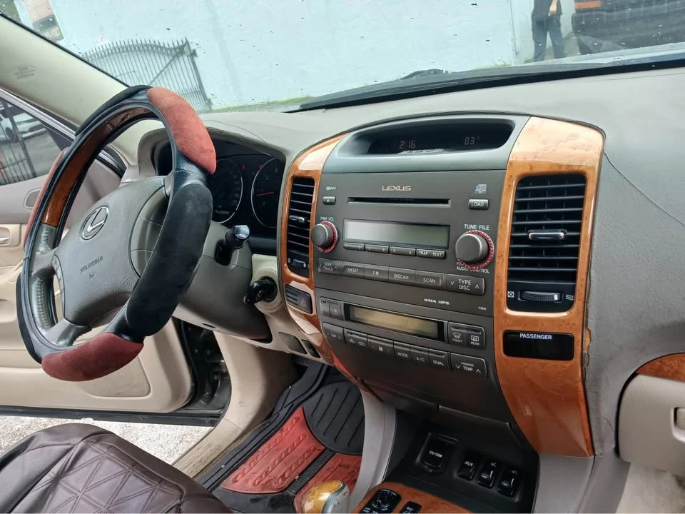 2007 Lexus GX 1st Gen - Image 7 of 14