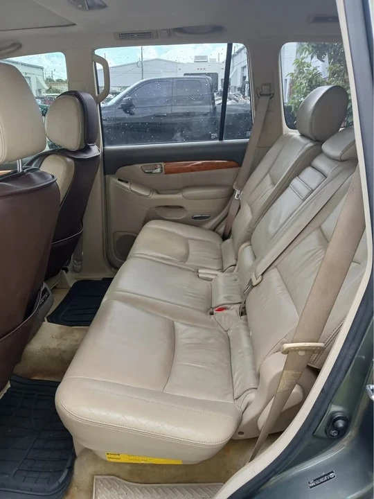 2007 Lexus GX 1st Gen - Image 12 of 14
