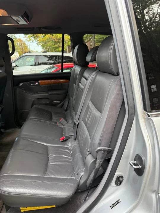 2007 Lexus GX 1st Gen - Image 10 of 14