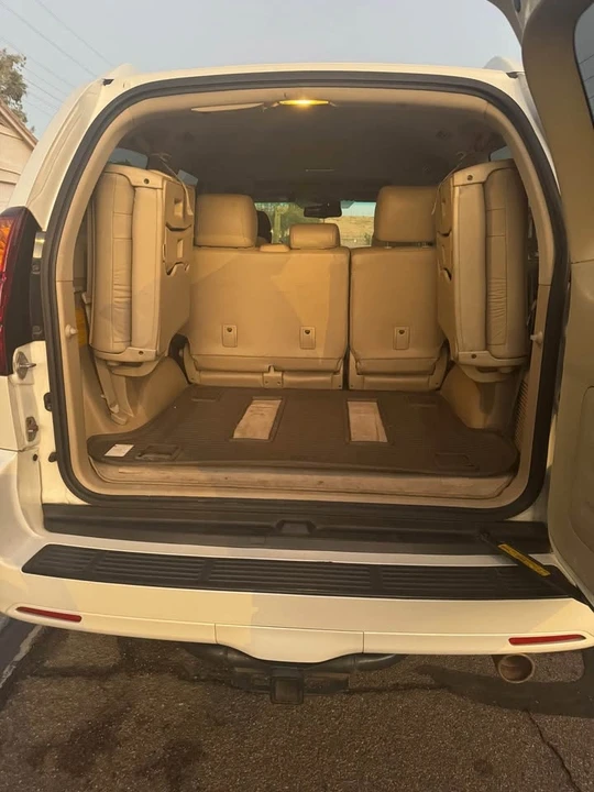 2007 Lexus GX 1st Gen - Image 8 of 15