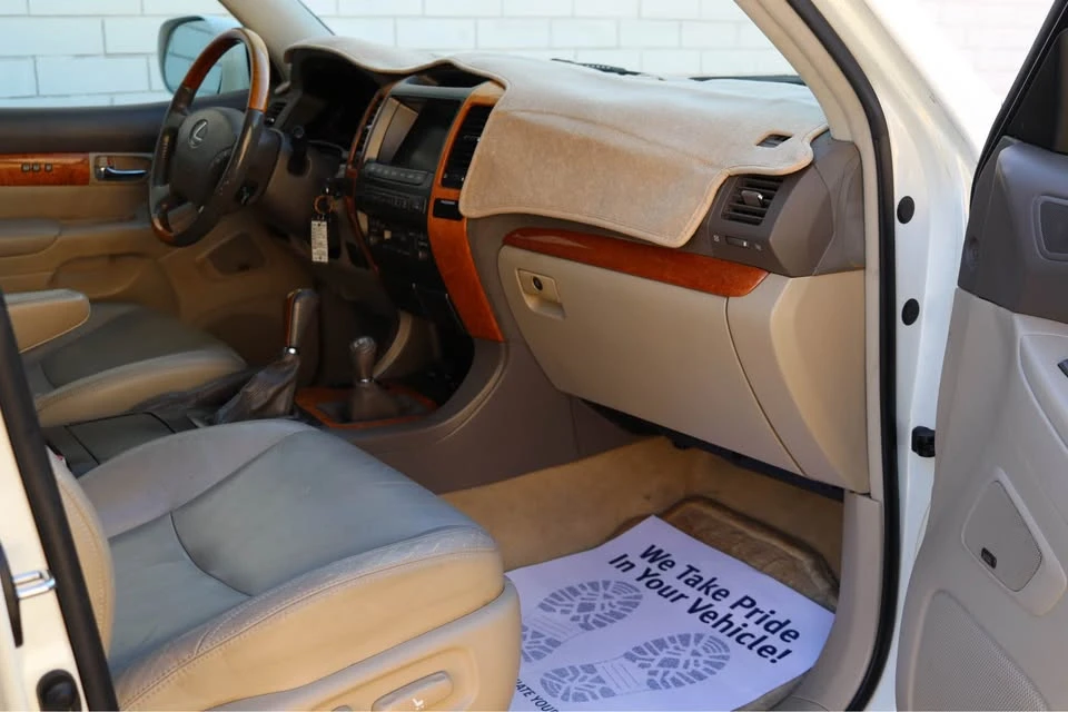 2007 Lexus GX 1st Gen - Image 16 of 20