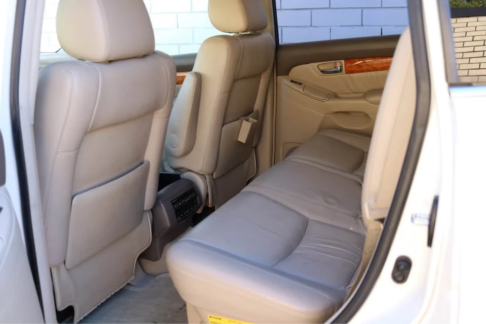 2007 Lexus GX 2nd Gen - Image 19 of 20