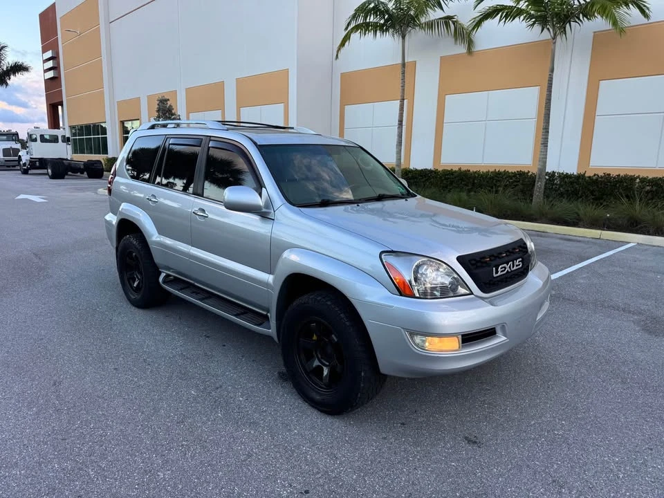 2007 Lexus GX 1st Gen - Image 3 of 11