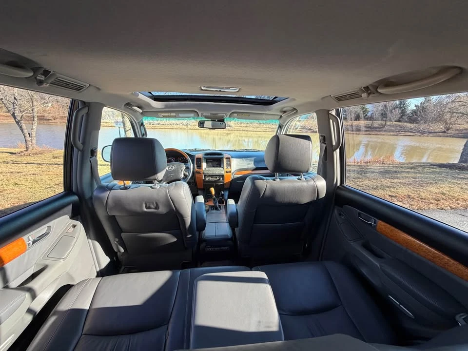 2007 Lexus GX 1st Gen - Image 12 of 20