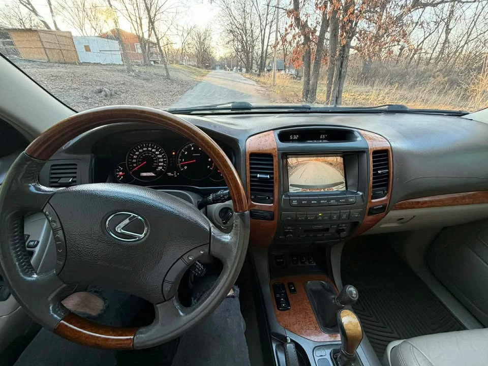 2007 Lexus GX 1st Gen - Image 8 of 18