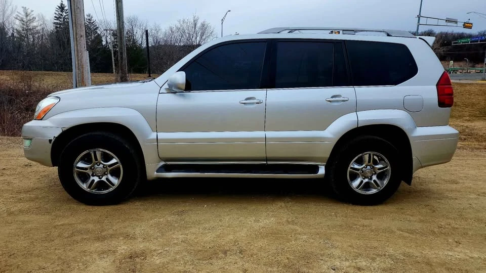 2007 Lexus GX 1st Gen - Image 5 of 18