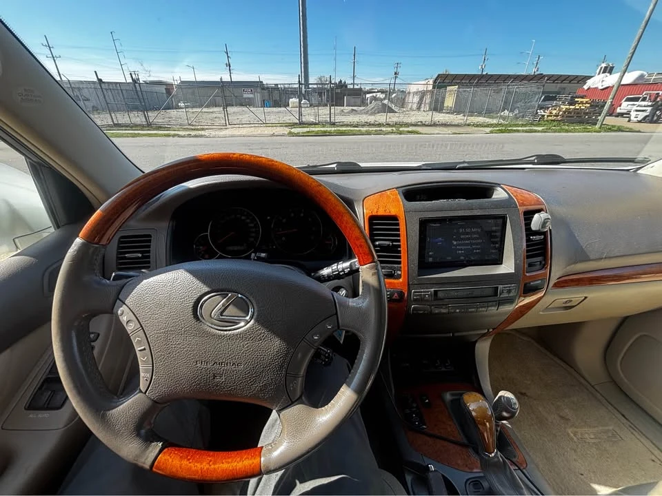 2007 Lexus GX 1st Gen - Image 13 of 19