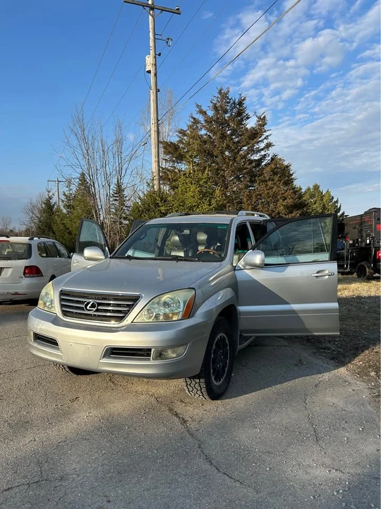 2007 Lexus GX 1st Gen - Image 18 of 19