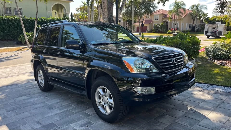 2007 Lexus GX 1st Gen - Image 2 of 19