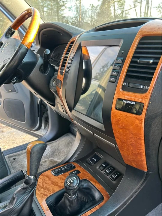 2007 Lexus GX 1st Gen - Image 6 of 19