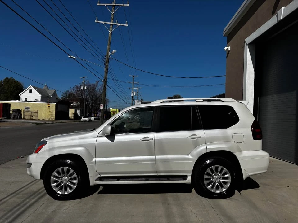 2007 Lexus GX 1st Gen - Image 3 of 19