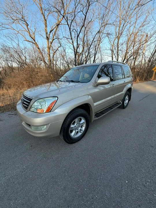 2007 Lexus GX 1st Gen - Image 16 of 20