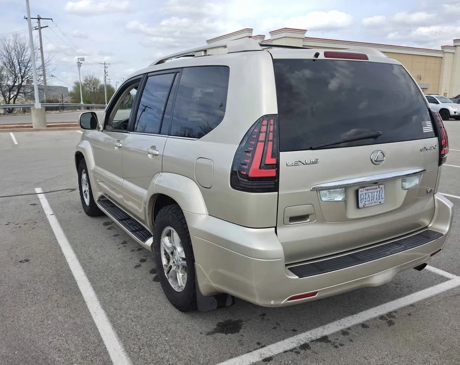 2007 Lexus GX 1st Gen - Image 6 of 17