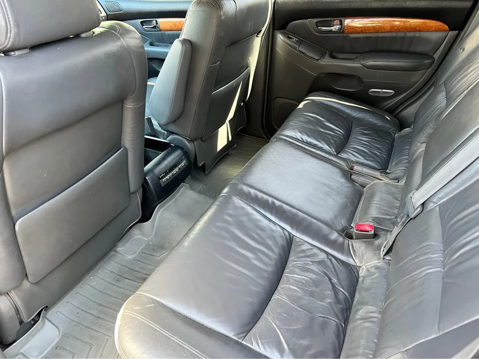 2007 Lexus GX 1st Gen - Image 17 of 19