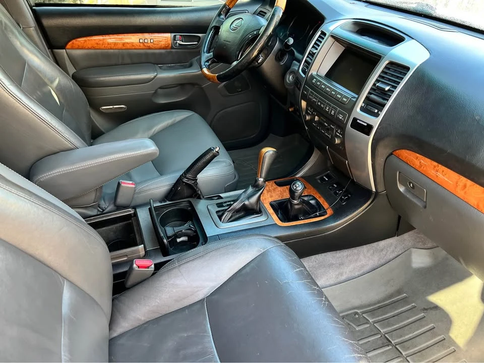 2007 Lexus GX 1st Gen - Image 18 of 19