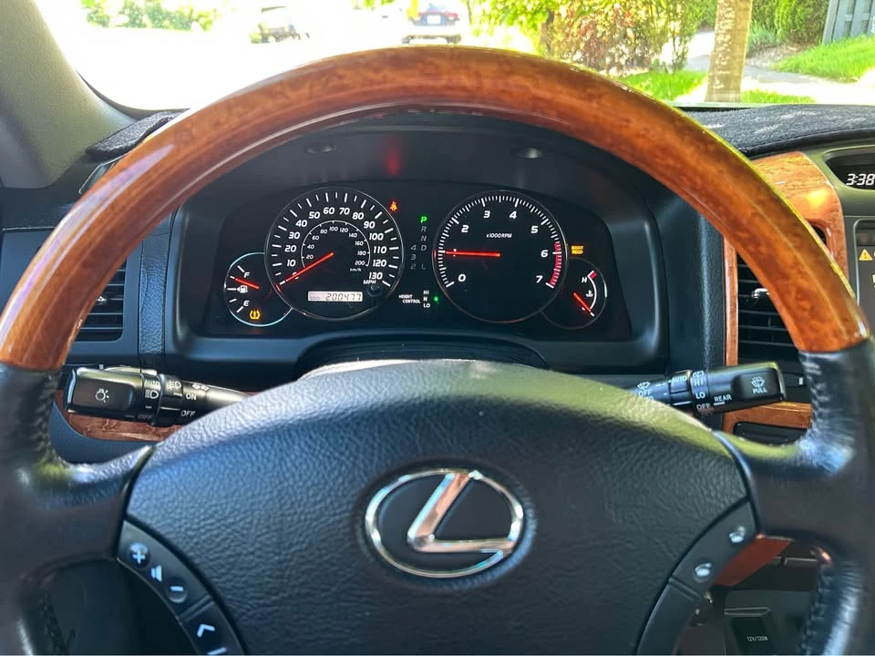 2007 Lexus GX 1st Gen - Image 2 of 9