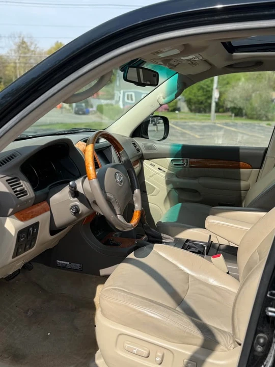 2007 Lexus GX 1st Gen - Image 15 of 20