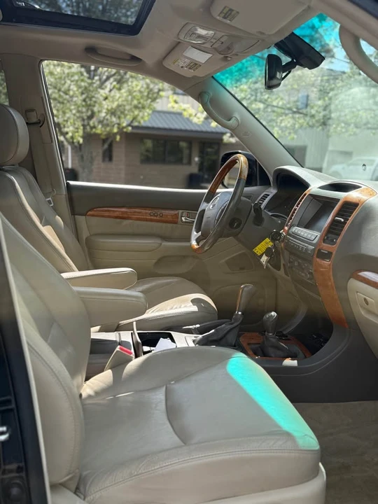 2007 Lexus GX 1st Gen - Image 16 of 20