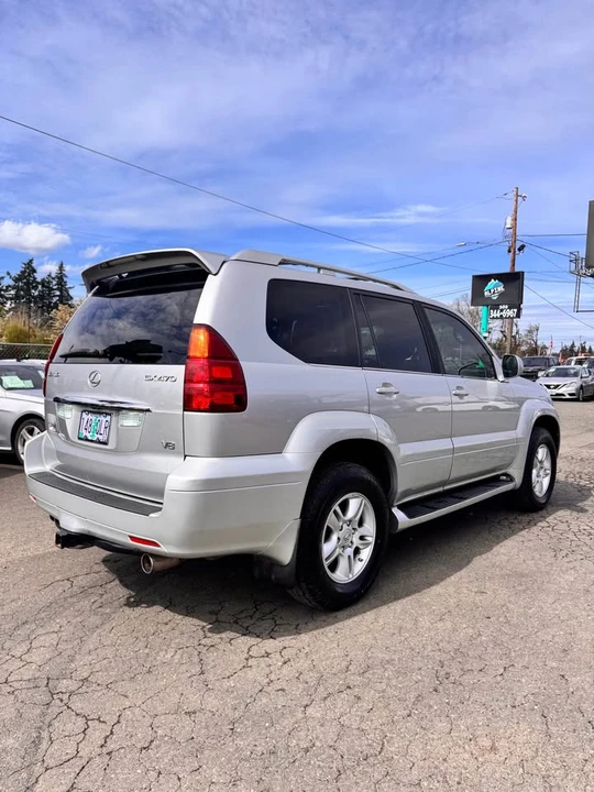 2007 Lexus GX 1st Gen - Image 5 of 16