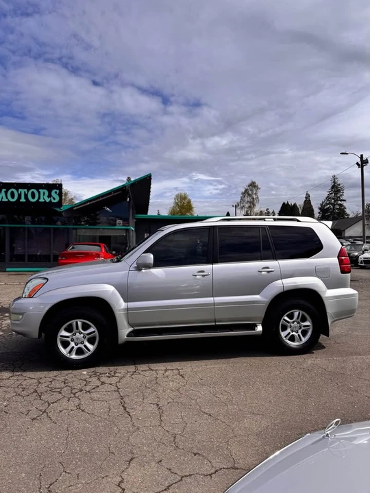 2007 Lexus GX 1st Gen - Image 2 of 16
