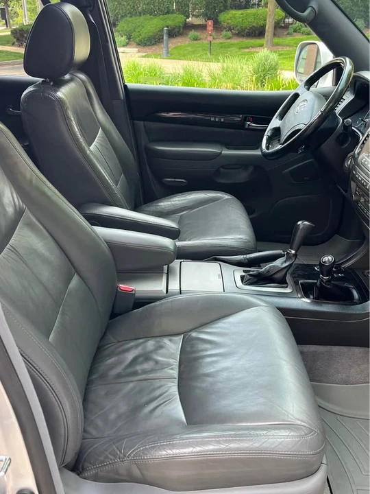 2007 Lexus GX 1st Gen - Image 5 of 9