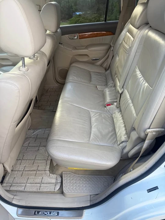 2007 Lexus GX 1st Gen - Image 7 of 9