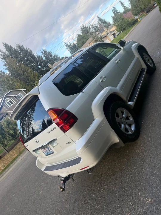 2007 Lexus GX 1st Gen - Image 2 of 9