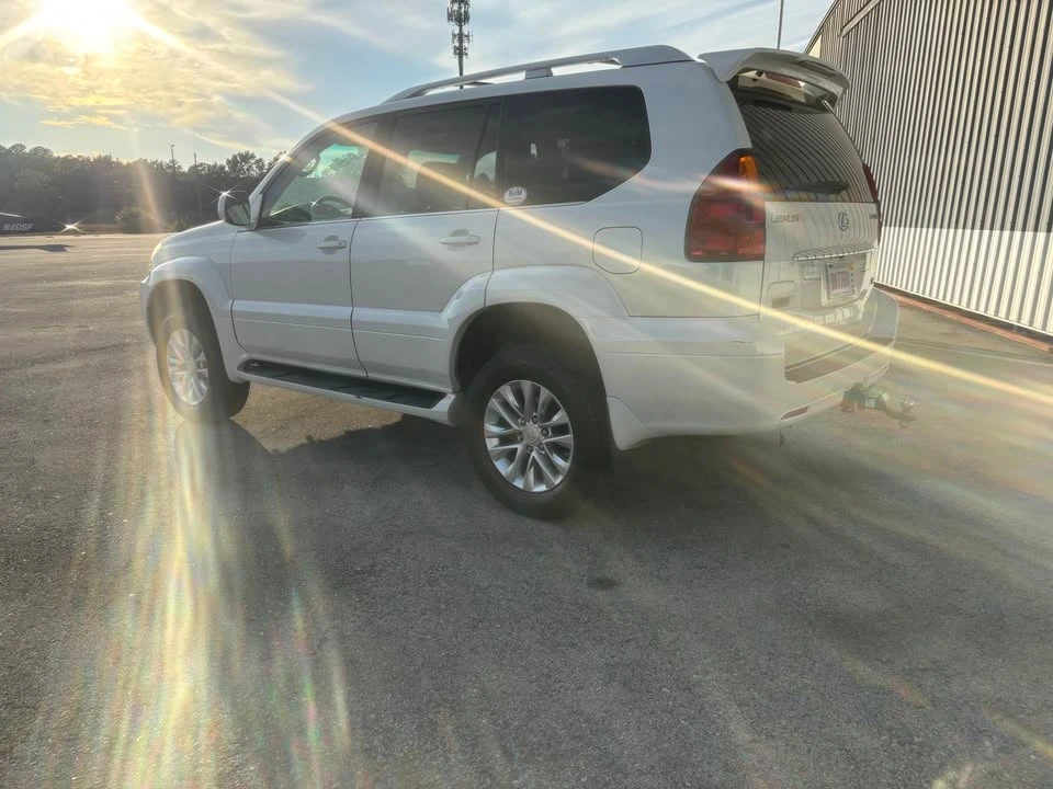 2007 Lexus GX 2nd Gen - Image 2 of 7
