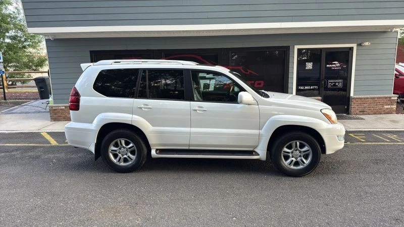 2007 Lexus GX 1st Gen - Image 4 of 12