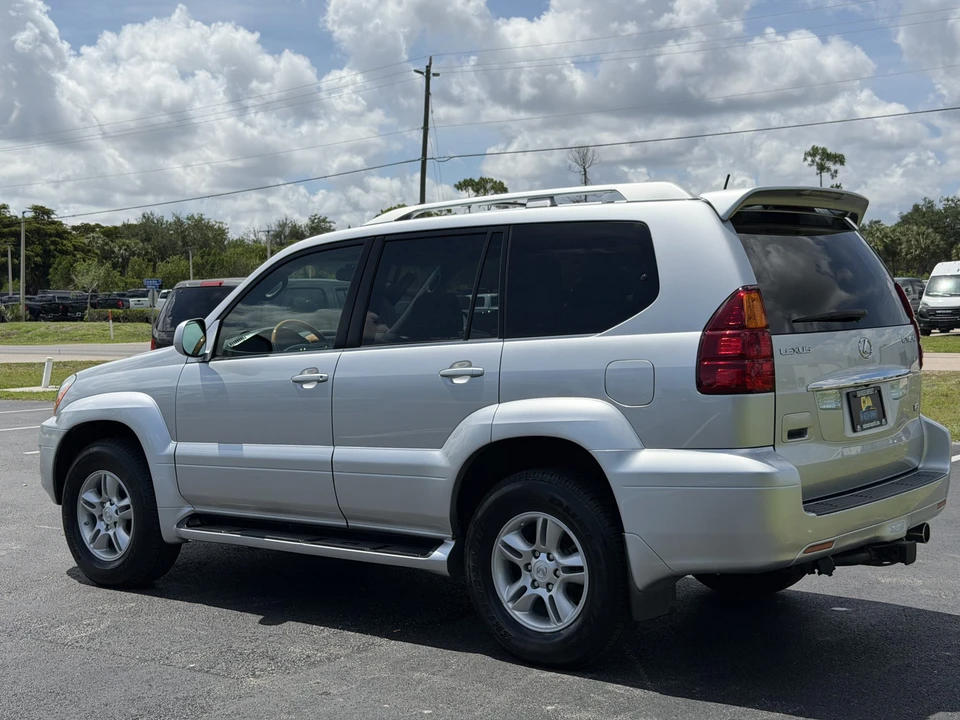 2007 Lexus GX 1st Gen - Image 6 of 31