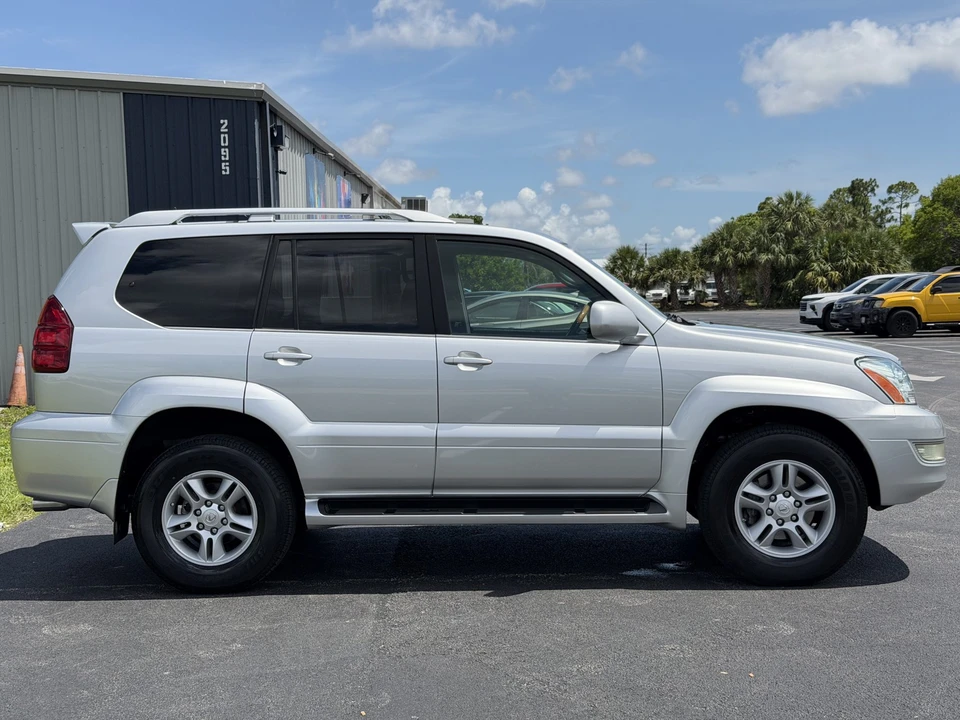 2007 Lexus GX 1st Gen - Image 9 of 31