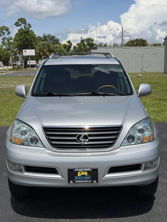 2007 Lexus GX 1st Gen - Image 2 of 31