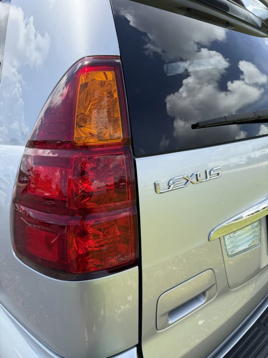2007 Lexus GX 1st Gen - Image 28 of 31