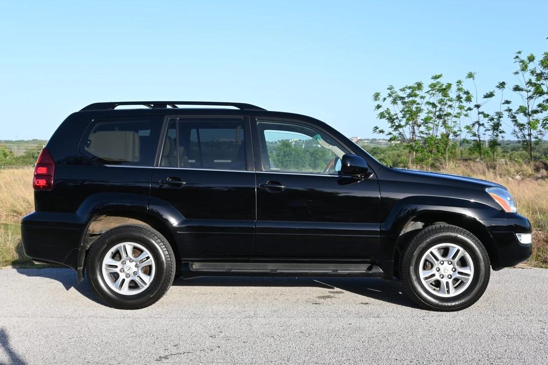 2007 Lexus GX 1st Gen - Image 29 of 31