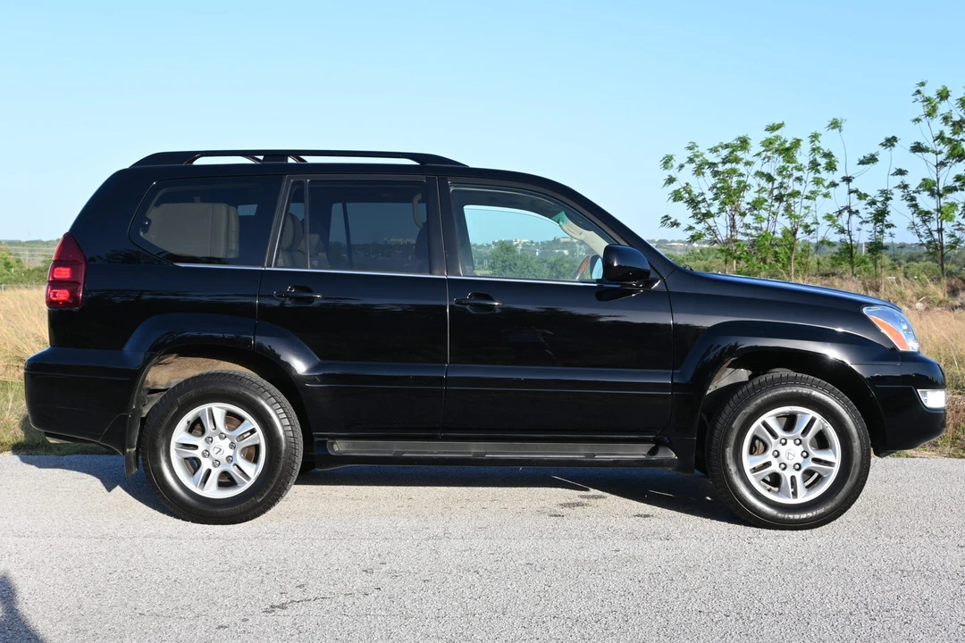 2007 Lexus GX 1st Gen - Image 28 of 31