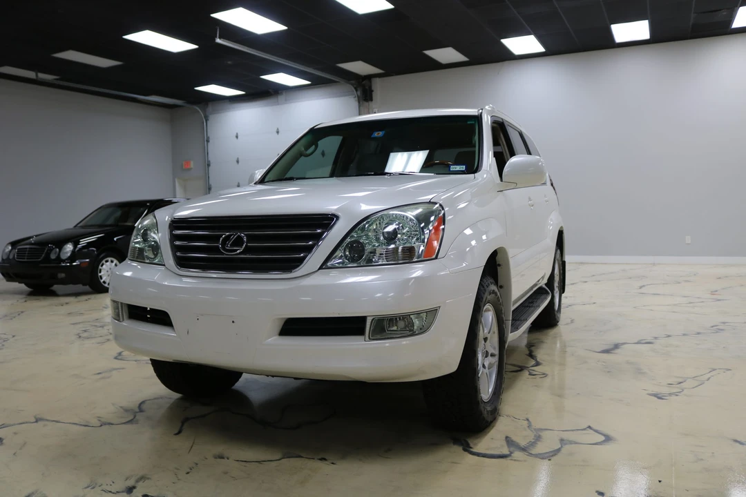 2007 Lexus GX 1st Gen - Image 2 of 31