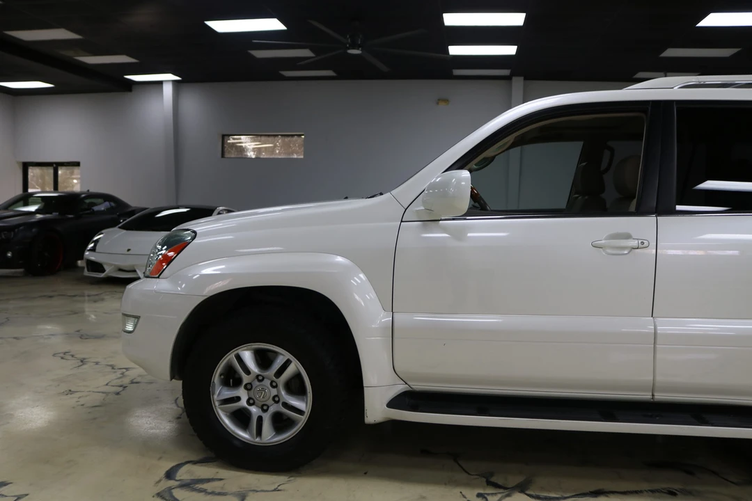 2007 Lexus GX 1st Gen - Image 26 of 31