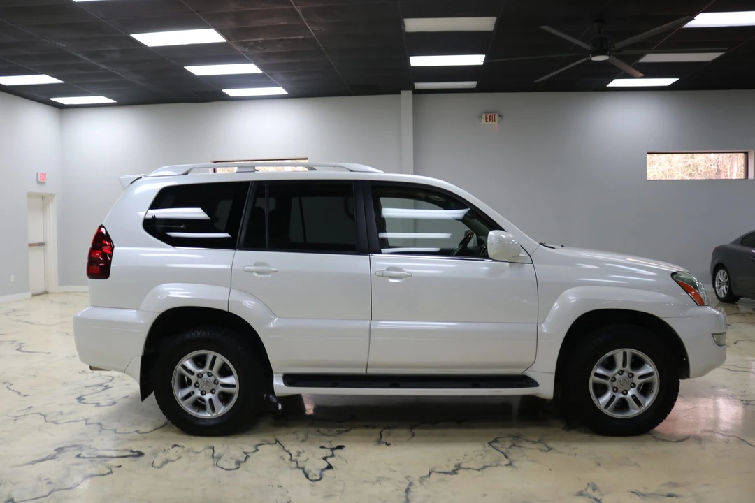 2007 Lexus GX 1st Gen - Image 13 of 31