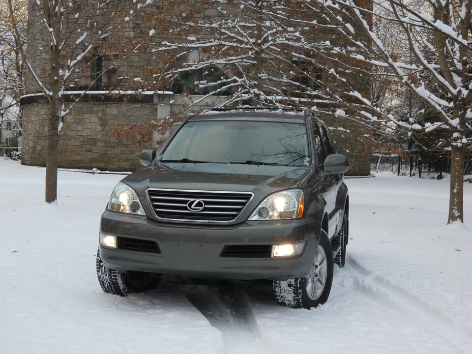 2007 Lexus GX 1st Gen - Image 17 of 31