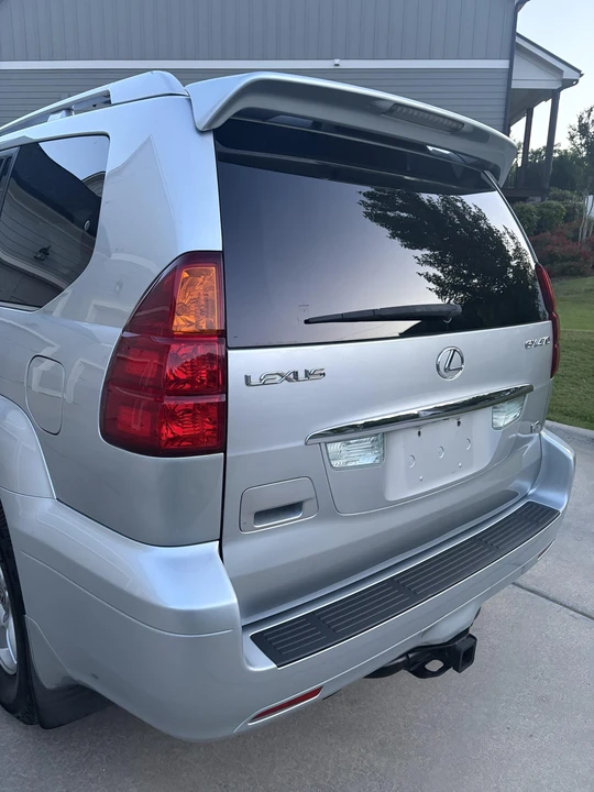 2007 Lexus GX 1st Gen - Image 25 of 31