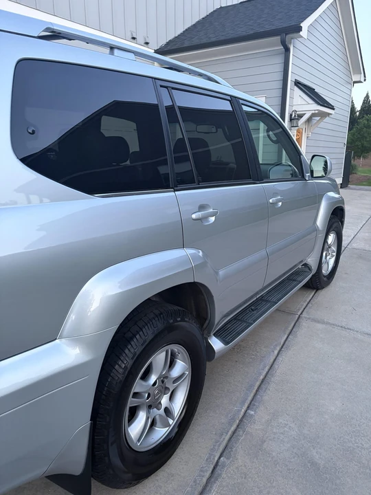 2007 Lexus GX 1st Gen - Image 20 of 31