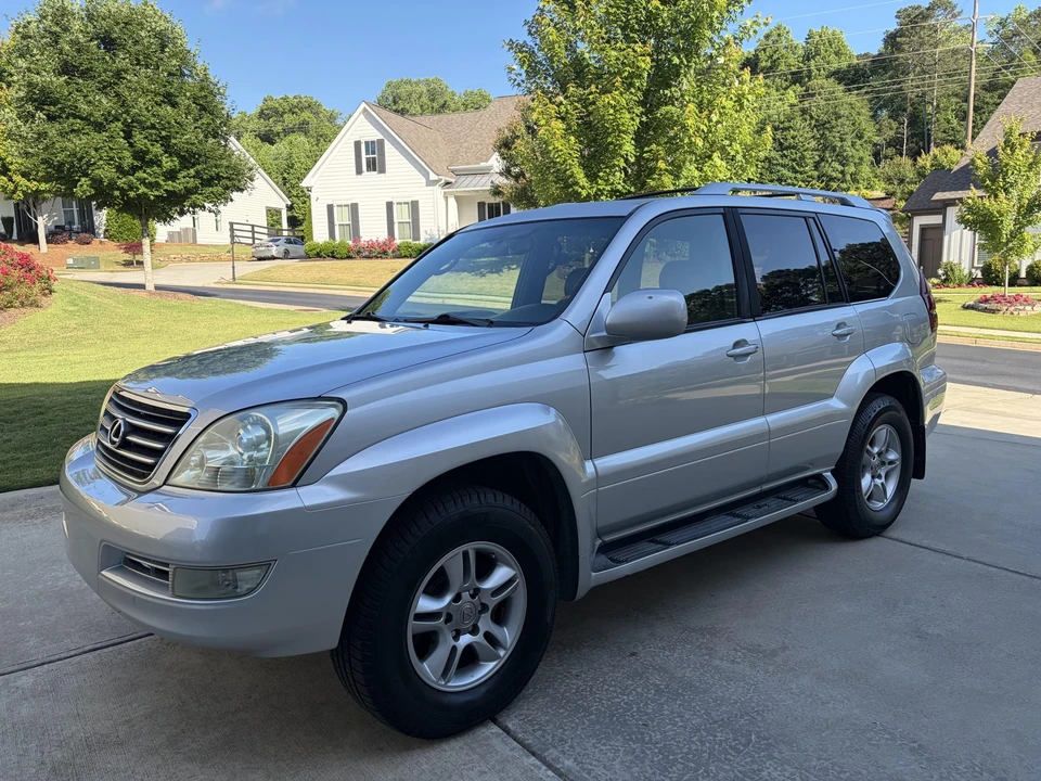 2007 Lexus GX 1st Gen - Image 3 of 31